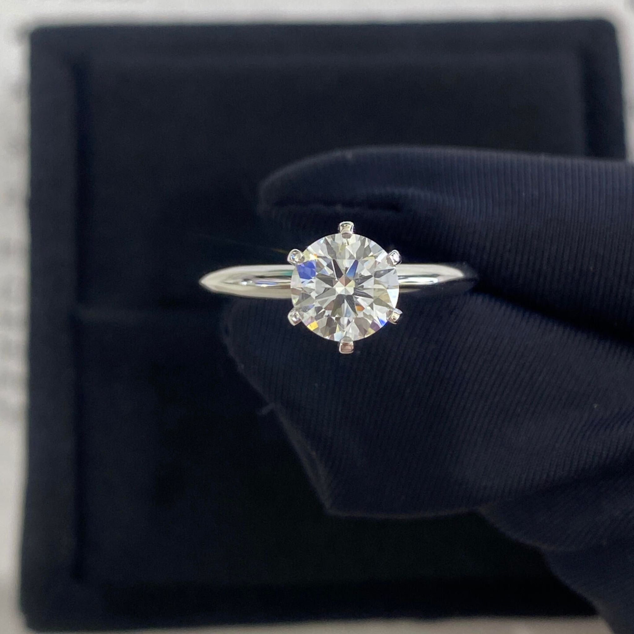 Fleurie Everlasting Classic Engagement Ring (RTS-7958)
