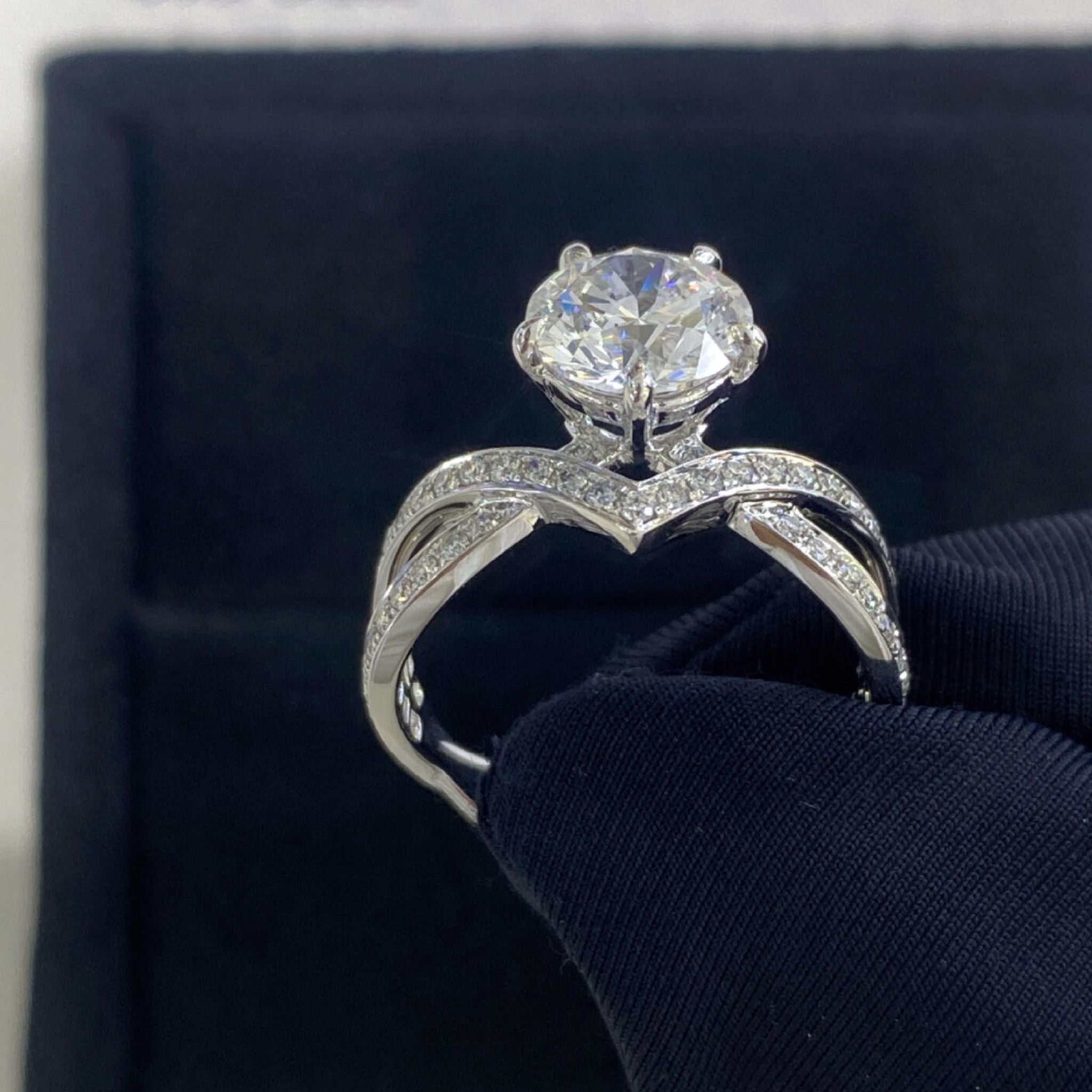 Noyer Crown Engagement Ring (RTS-5905)