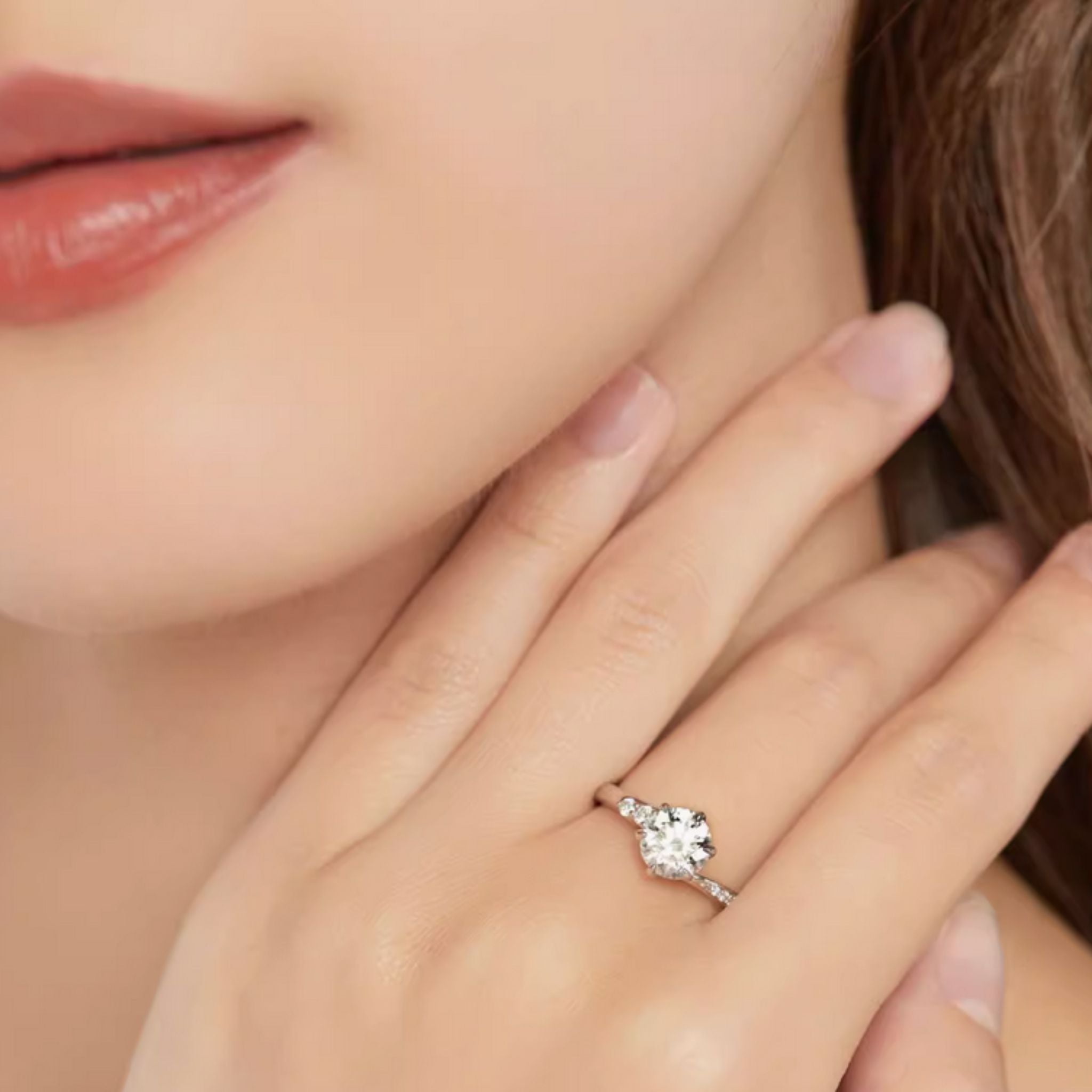 Stellar Round Brilliant Diamond Ring